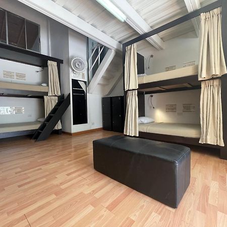 Hostal Lleras Calle 8 Medellín Eksteriør bilde