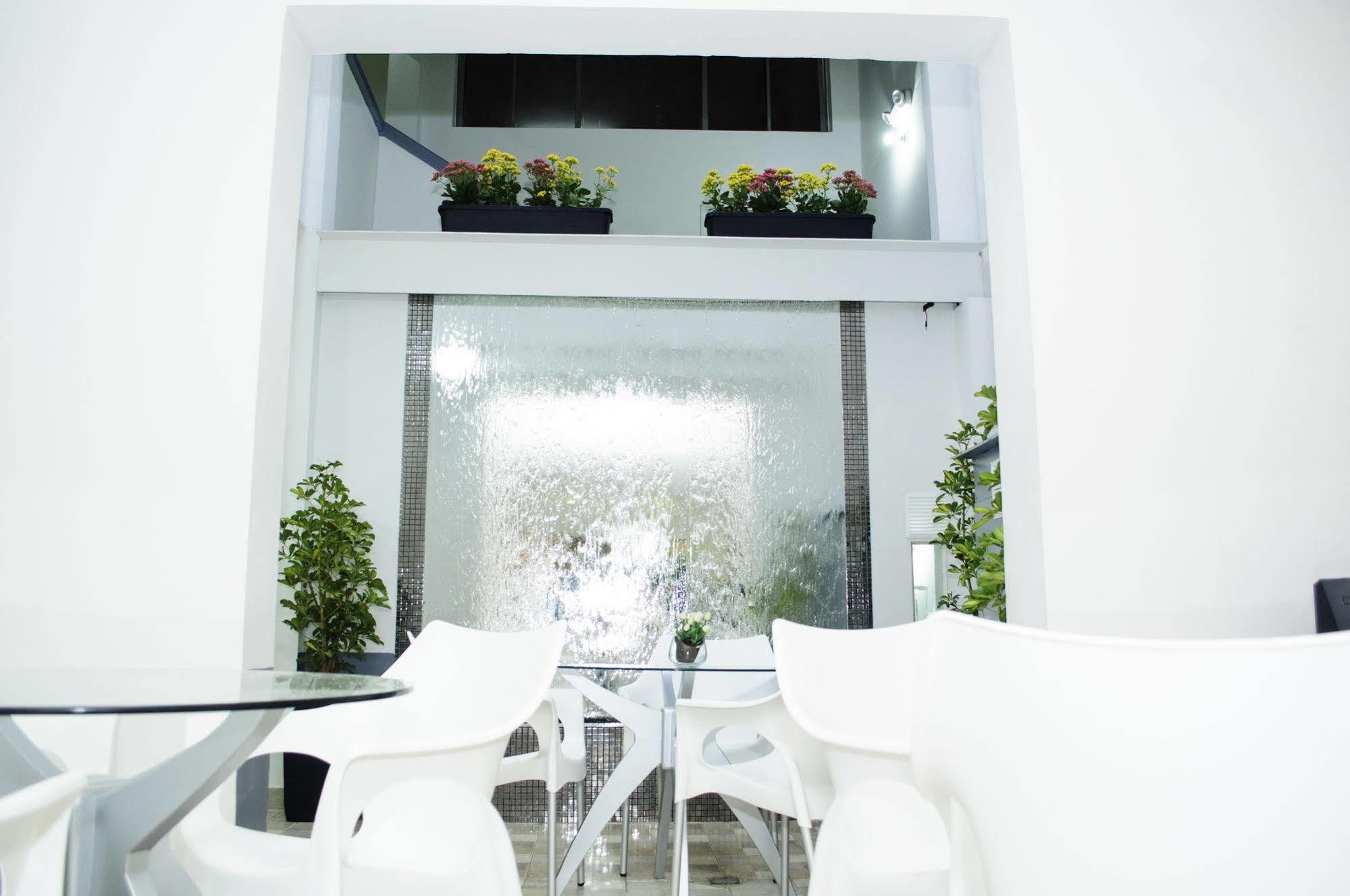 Hostal Lleras Calle 8 Medellín Eksteriør bilde